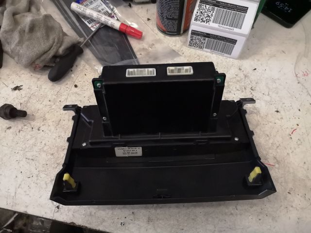 bontott TOYOTA COROLLA VERSO Fűtéskapcsoló (digit klímás)