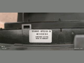 bontott TOYOTA COROLLA VERSO Fűtéskapcsoló (digit klímás)