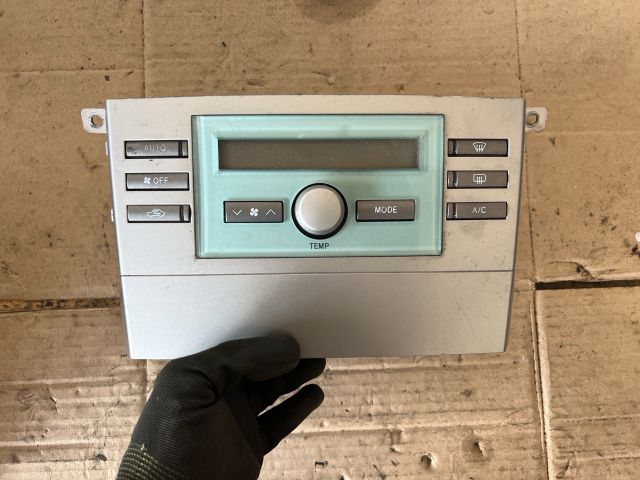 bontott TOYOTA COROLLA VERSO Fűtéskapcsoló