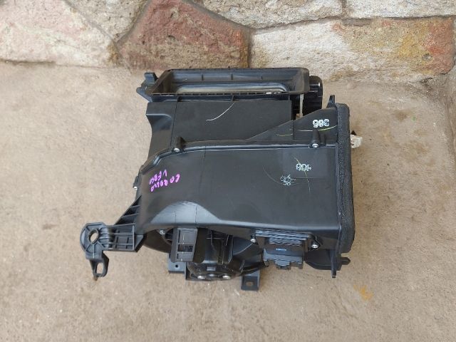 bontott TOYOTA COROLLA VERSO Fűtőmotor (Klímás)