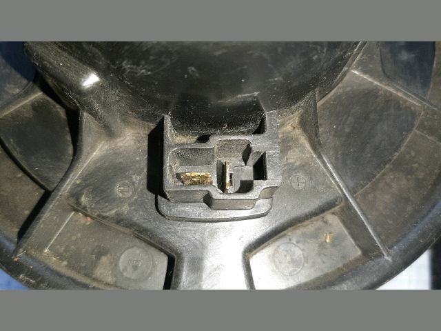 bontott TOYOTA COROLLA VERSO Fűtőmotor (Nem klímás)