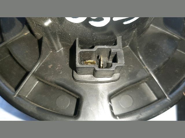 bontott TOYOTA COROLLA VERSO Fűtőmotor (Nem klímás)