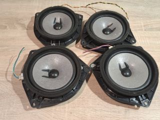 bontott TOYOTA COROLLA VERSO Hangszóró Szett