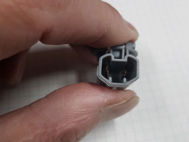 bontott TOYOTA COROLLA VERSO Hátsó Rendszámtábla Világítás