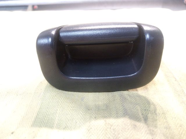 bontott TOYOTA COROLLA VERSO Hátsó Üléstámla Döntő Kar / Gomb