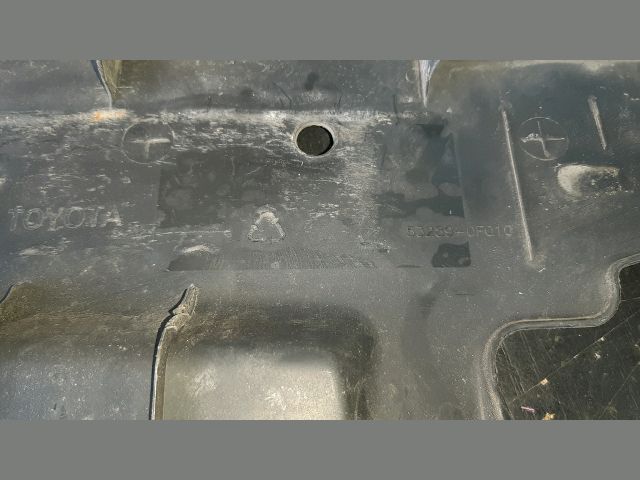 bontott TOYOTA COROLLA VERSO Homlokfal Burkolat