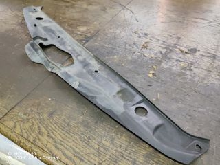 bontott TOYOTA COROLLA VERSO Homlokfal Burkolat