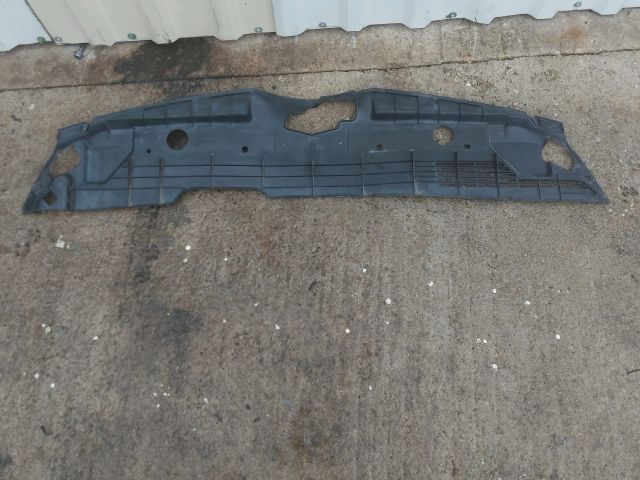 bontott TOYOTA COROLLA VERSO Homlokfal Burkolat