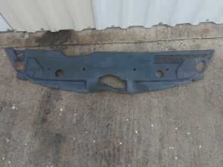 bontott TOYOTA COROLLA VERSO Homlokfal Burkolat