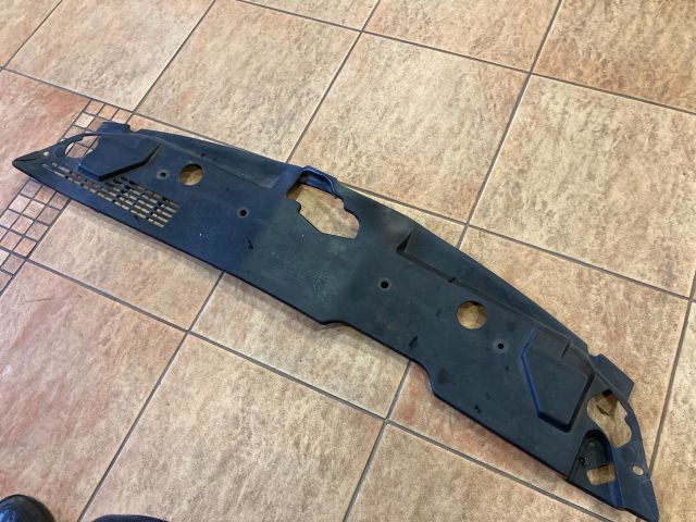 bontott TOYOTA COROLLA VERSO Homlokfal Burkolat