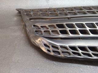 bontott TOYOTA COROLLA VERSO Hűtőrács