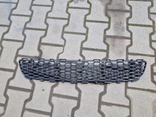 bontott TOYOTA COROLLA VERSO Hűtőrács