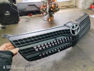 bontott TOYOTA COROLLA VERSO Hűtőrács