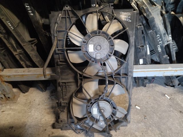 bontott TOYOTA COROLLA VERSO Hűtőventilátor