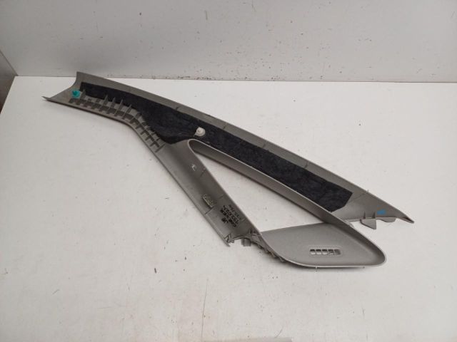 bontott TOYOTA COROLLA VERSO Jobb A Oszlop Burkolat