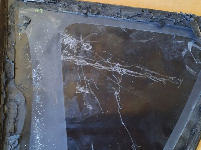 bontott TOYOTA COROLLA VERSO Jobb C Oszlop Oldalablak Üveg