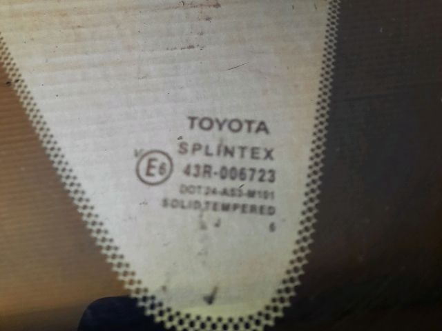 bontott TOYOTA COROLLA VERSO Jobb C Oszlop Oldalablak Üveg