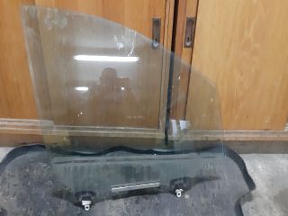 bontott TOYOTA COROLLA VERSO Jobb első Ablak