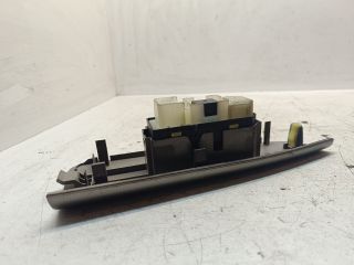 bontott TOYOTA COROLLA VERSO Jobb első Ablakemelő Kapcsoló