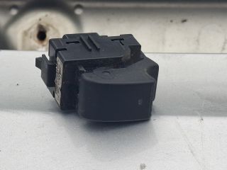 bontott TOYOTA COROLLA VERSO Jobb első Ablakemelő Kapcsoló