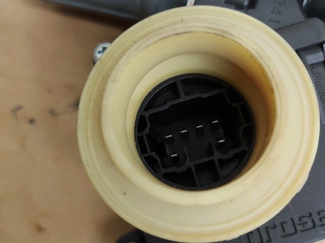 bontott TOYOTA COROLLA VERSO Jobb első Ablakemelő Motor