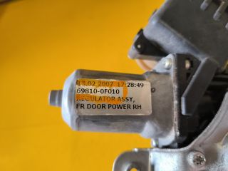 bontott TOYOTA COROLLA VERSO Jobb első Ablakemelő Motor