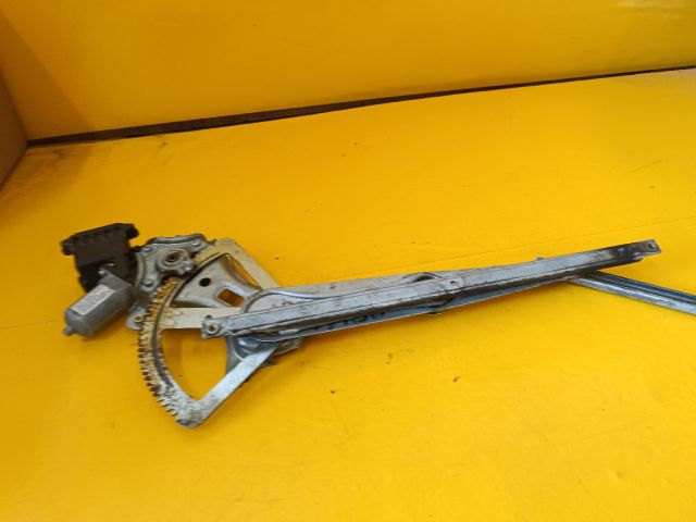 bontott TOYOTA COROLLA VERSO Jobb első Ablakemelő Szerkezet (Elektromos)