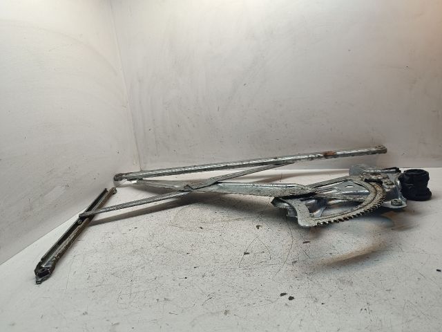 bontott TOYOTA COROLLA VERSO Jobb első Ablakemelő Szerkezet (Elektromos)