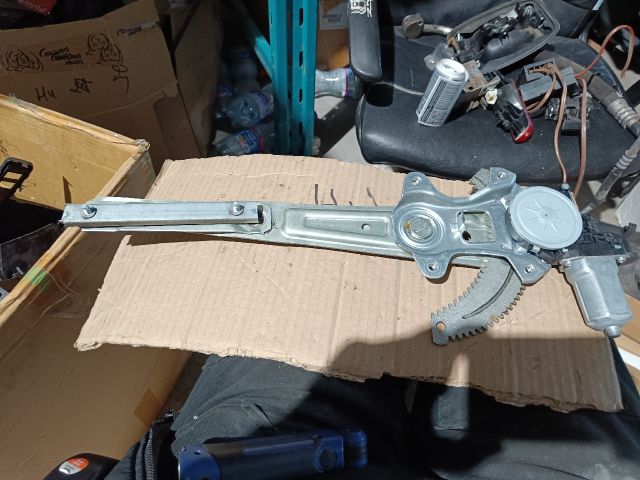 bontott TOYOTA COROLLA VERSO Jobb első Ablakemelő Szerkezet (Elektromos)