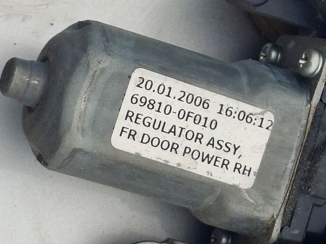 bontott TOYOTA COROLLA VERSO Jobb első Ablakemelő Szerkezet (Elektromos)