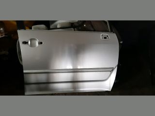 bontott TOYOTA COROLLA VERSO Jobb első Ajtó (Üres lemez)