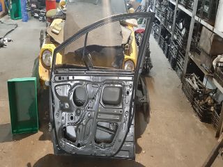 bontott TOYOTA COROLLA VERSO Jobb első Ajtó (Üres lemez)