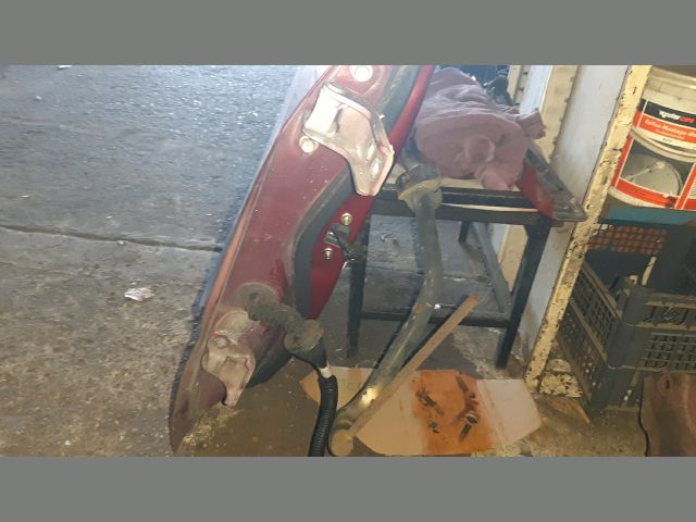 bontott TOYOTA COROLLA VERSO Jobb első Ajtó (Üres lemez)