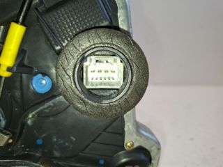 bontott TOYOTA COROLLA VERSO Jobb első Ajtózár