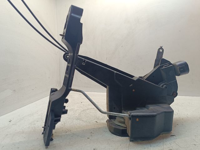 bontott TOYOTA COROLLA VERSO Jobb első Ajtózár