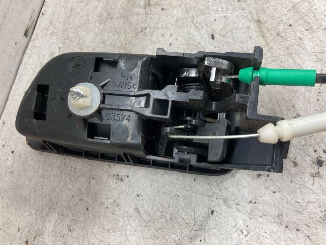 bontott TOYOTA COROLLA VERSO Jobb első Ajtózár