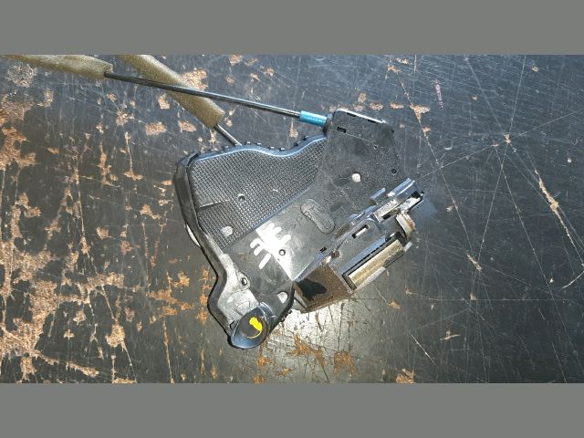 bontott TOYOTA COROLLA VERSO Jobb első Ajtózár