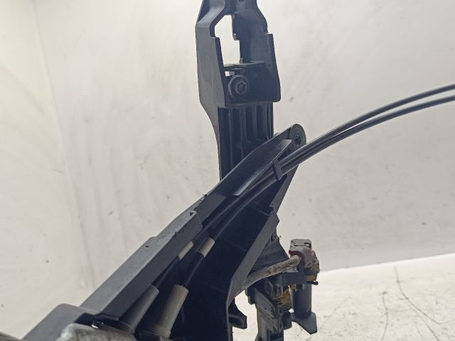 bontott TOYOTA COROLLA VERSO Jobb első Ajtózár