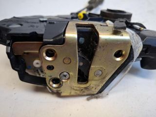 bontott TOYOTA COROLLA VERSO Jobb első Ajtózár