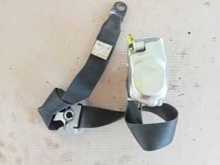 bontott TOYOTA COROLLA VERSO Jobb első Biztonsági Öv