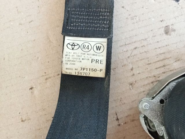 bontott TOYOTA COROLLA VERSO Jobb első Biztonsági Öv