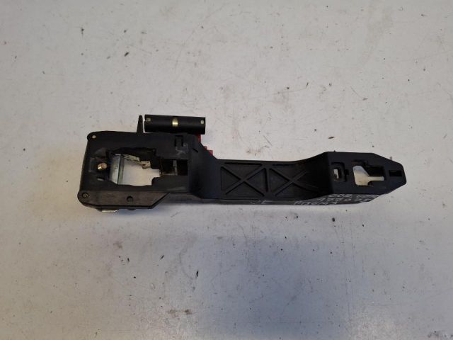 bontott TOYOTA COROLLA VERSO Jobb első Külső Kilincsfészek