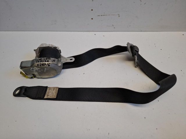 bontott TOYOTA COROLLA VERSO Jobb első Övfeszítő