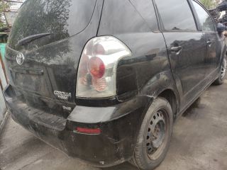 bontott TOYOTA COROLLA VERSO Jobb első Sárvédő