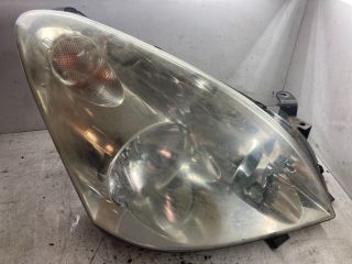 bontott TOYOTA COROLLA VERSO Jobb Fényszóró