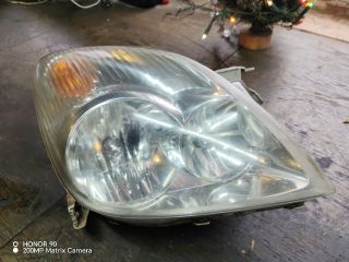 bontott TOYOTA COROLLA VERSO Jobb Fényszóró