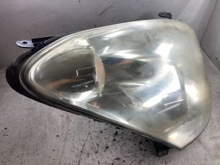 bontott TOYOTA COROLLA VERSO Jobb Fényszóró