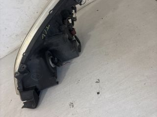 bontott TOYOTA COROLLA VERSO Jobb Fényszóró