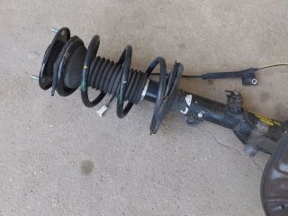 bontott TOYOTA COROLLA VERSO Jobb Gólyaláb Csonkállvánnyal