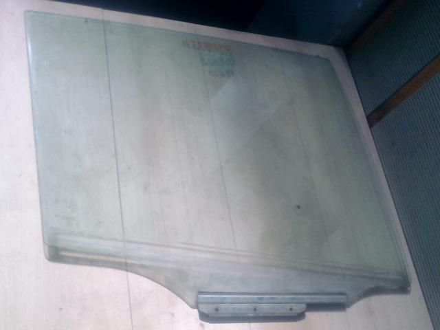 bontott TOYOTA COROLLA VERSO Jobb hátsó Ablak